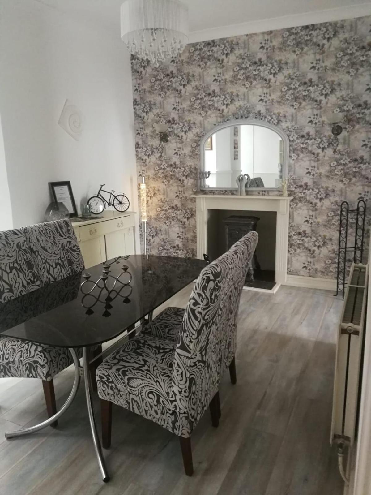 Three Sisters Cottage Torquay Ngoại thất bức ảnh