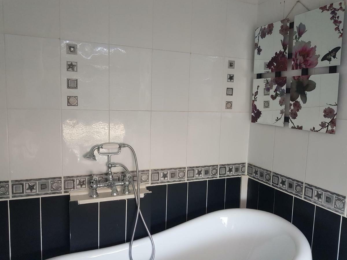 Three Sisters Cottage Torquay Ngoại thất bức ảnh